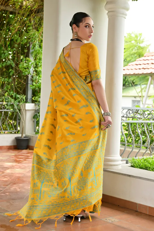 Thread_Woven_Attractive_Kalamkari_Pallu_and_Big_Border_Handloom_Raw_Silk_Saree