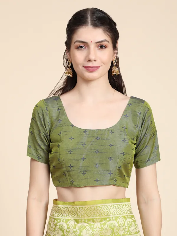Mahendi_Handloom_Silk_Saree_With_Blouse_Piece_For_Women
