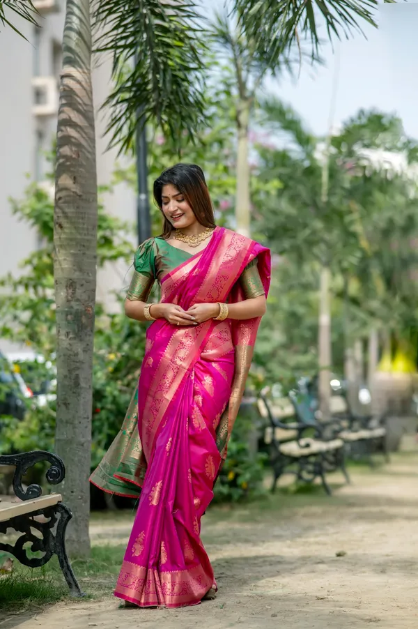 Pink_Banarasi_Silk_Saree_With_Blouse_Piece_For_Women