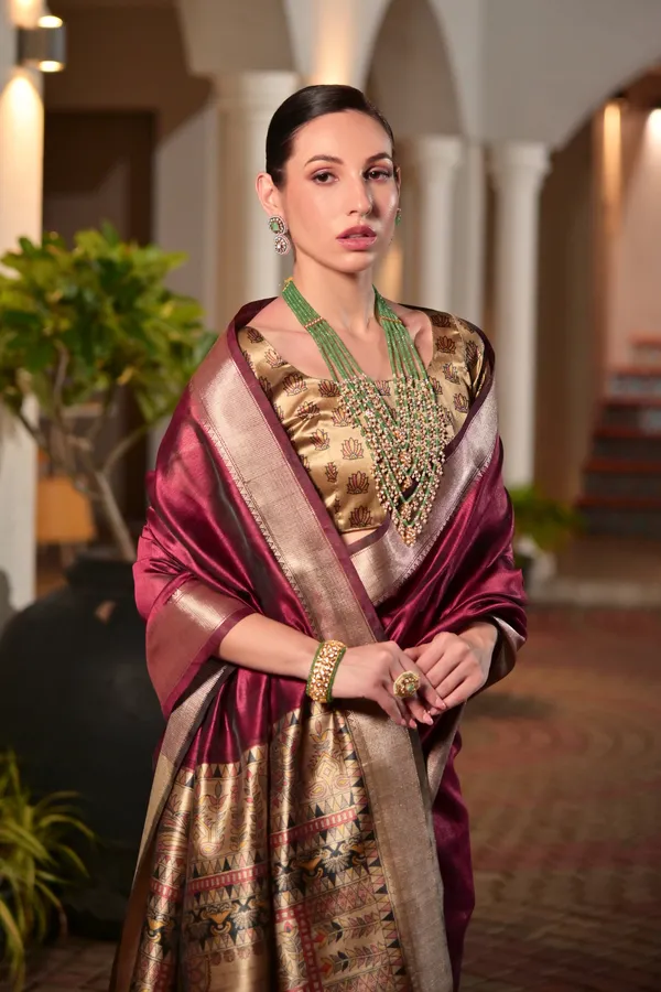 Soft_Tussar_Silk_Solid_Color_Zari_Border_Saree_with_Colourfull_Kalamkari_Print_Pallu_and_Blouse