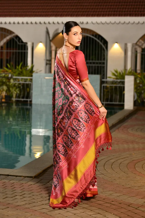 Golden_Lagdi_Patta_Pallu_and_Border_with_Rajkoti_Ikkat_Patola_Print_Saree_with_Blouse