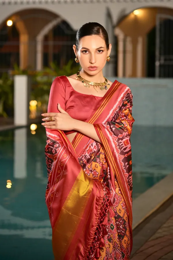 Golden_Lagdi_Patta_Pallu_and_Border_with_Rajkoti_Ikkat_Patola_Print_Saree_with_Blouse