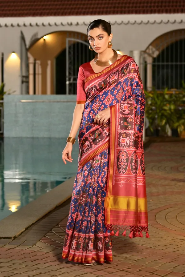 Golden_Lagdi_Patta_Pallu_and_Border_with_Rajkoti_Ikkat_Patola_Print_Saree_with_Blouse