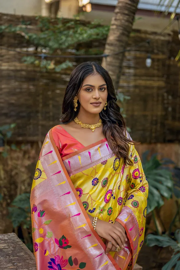 Yellow_Paithani_Silk_Saree_With_Blouse_Piece_For_Women