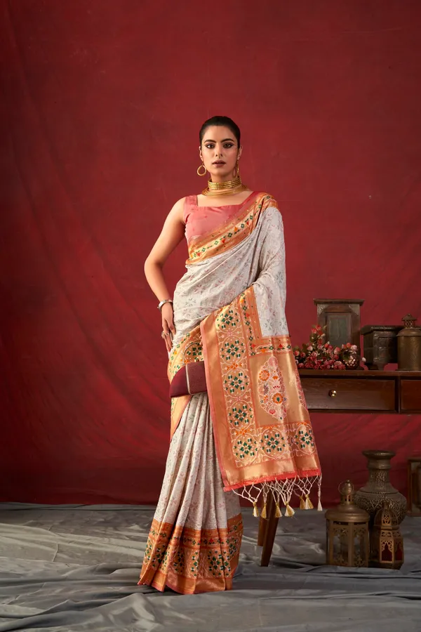 White_Paithani_Silk_Saree_With_Blouse_Piece_For_Women