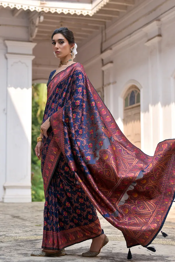 Navy_Blue_Ethnic_Motifs_Thread_Woven_Design_Zari_Border_Pashmina_Silk_Sarees