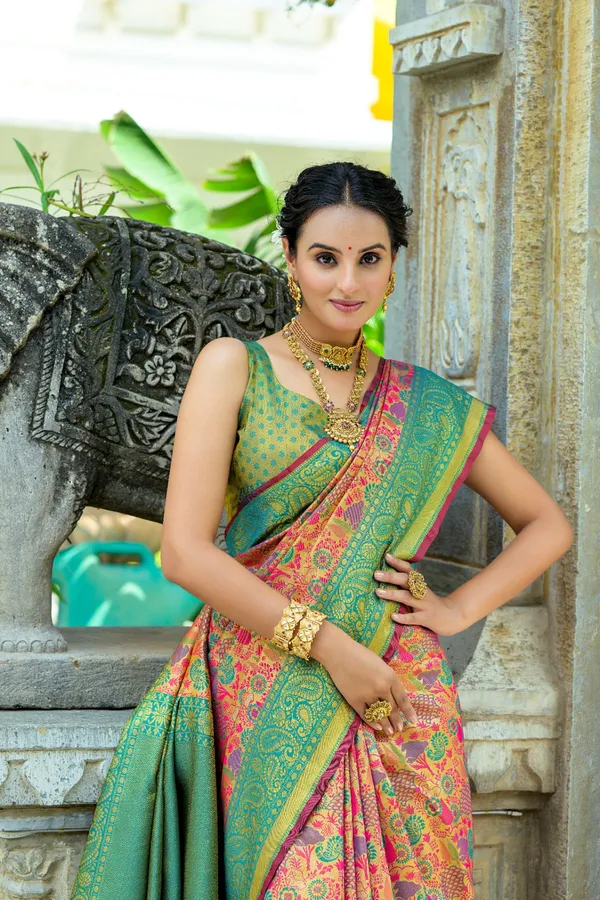 Rama_Green_Banarasi_Silk_Saree_With_Blouse_Piece_For_Women
