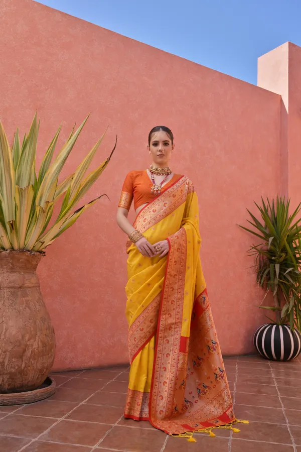 Yellow_Paithani_Silk_Saree_With_Blouse_Piece_For_Women