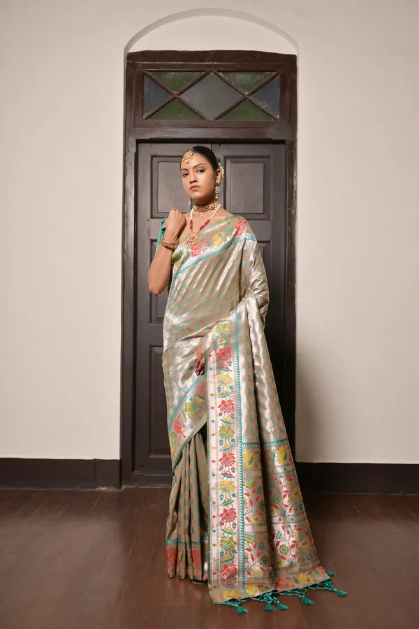 Rama_Green_Paithani_Silk_Saree_With_Blouse_Piece_For_Women