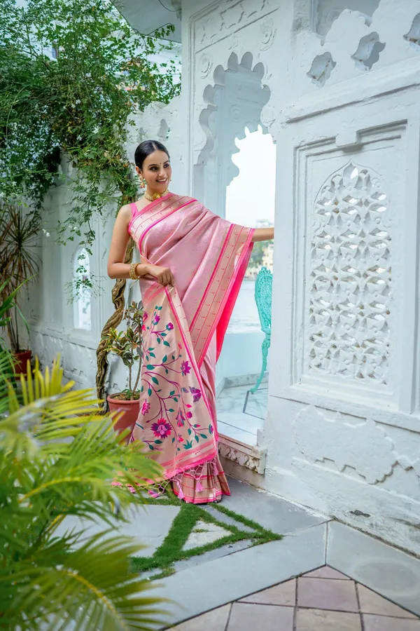 Baby_Pink_Paithani_Silk_Saree_With_Blouse_Piece_For_Women