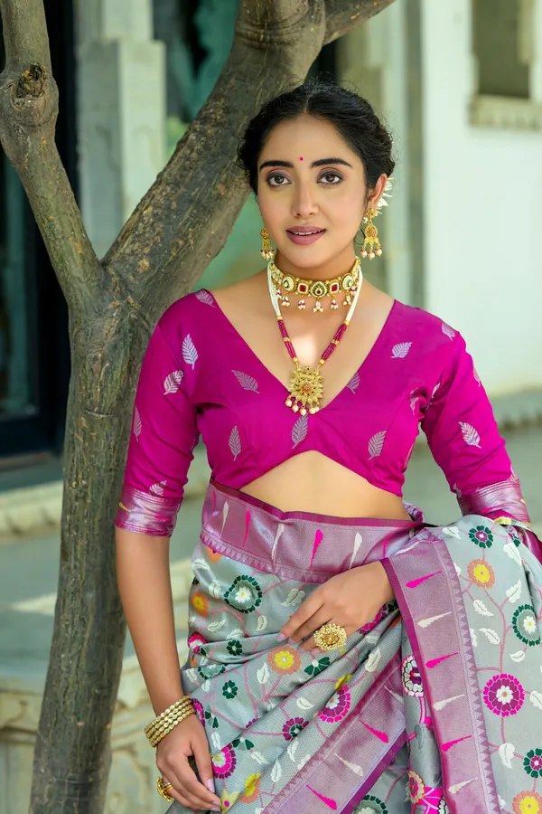 Grey_Paithani_Silk_Saree_With_Blouse_Piece_For_Women