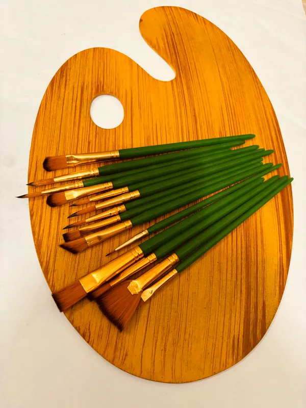 Mix_Green_Crystal_Handles_Brushes_with_Wooden_Palette,_Lightweight_&_Sturdy_Brushes__(Pack_Of_15)