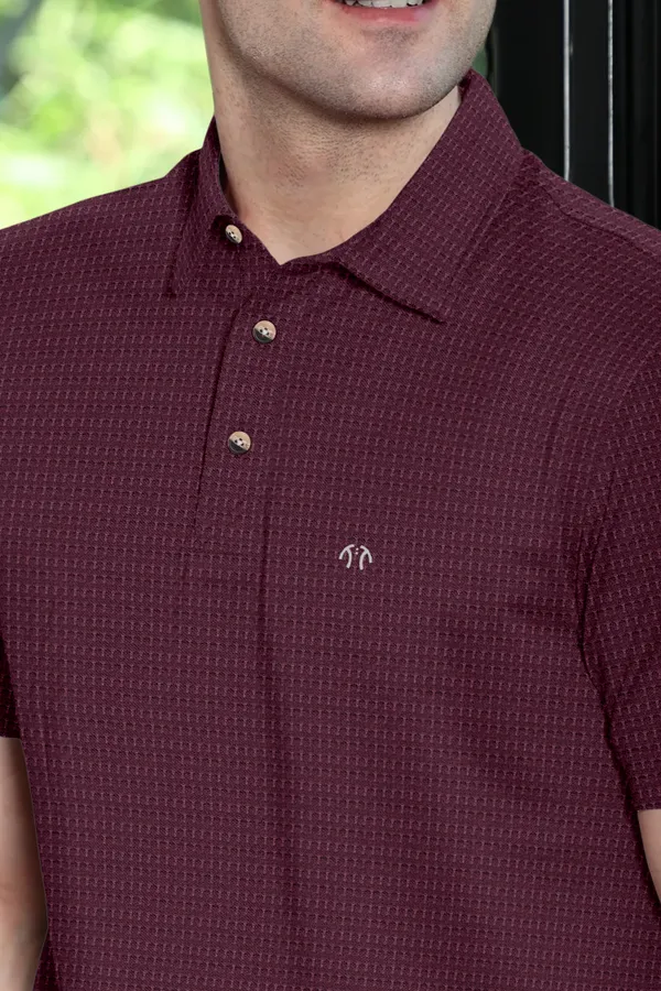 Maroon_Polyester_Half_Sleeve_Regular_Textured_T_Shirt_For_Men
