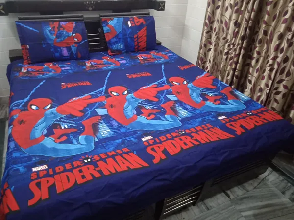 Spider_Man_Kids_Cartoon_Print_BedSheet_Double_Bed_With_2_Pillow_Covers