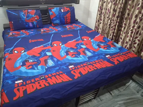 Marvel_Spider_Man_Kids_Cartoon_Print_BedSheet_Double_Bed_With_2_Pillow_Covers