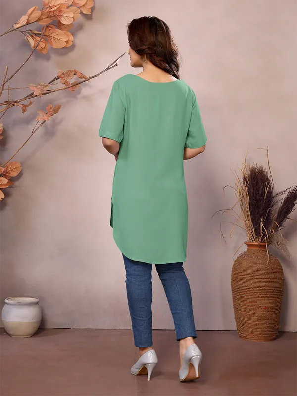 Pista_Pure_Viscose_Boat_Neck_Hip_Length_Half_Sleeve_Tunic_For_Women
