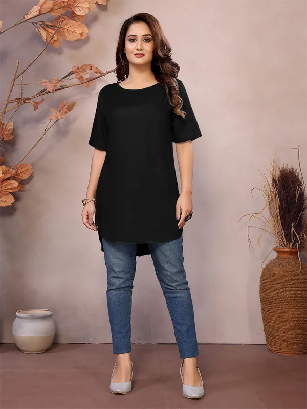 Black_Pure_Viscose_Round_Neck_Hip_Length_Full_Sleeve_Tunic_For_Women