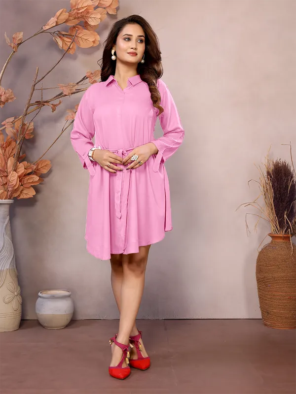 Baby_Pink_Pure_Viscose_Collared_Neck_Hip_Length_Half_Sleeve_Tunic_For_Women