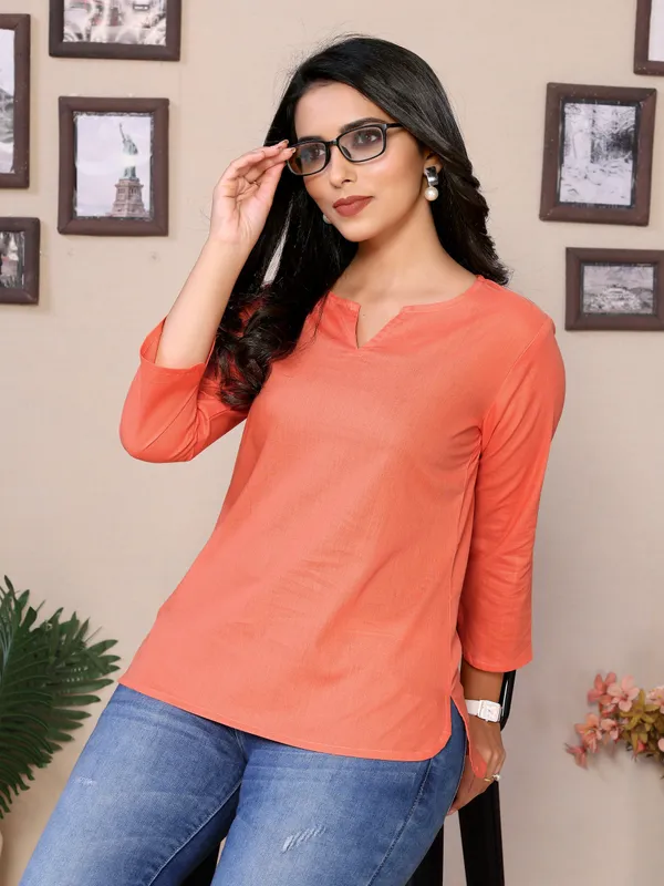 Peach_Cotton_Round_V-Neck_Neck_Hip_Length_3/4_Sleeve_Tunic_For_Women