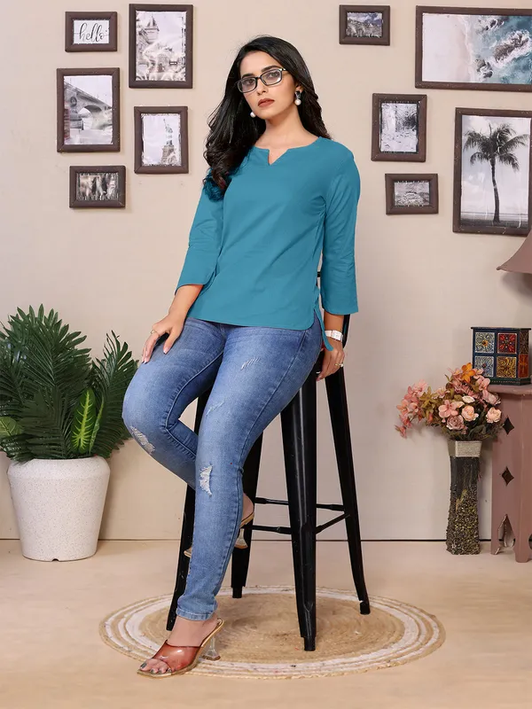 Teal_Blue_Cotton_Round_V-Neck_Neck_Hip_Length_3/4_Sleeve_Tunic_For_Women