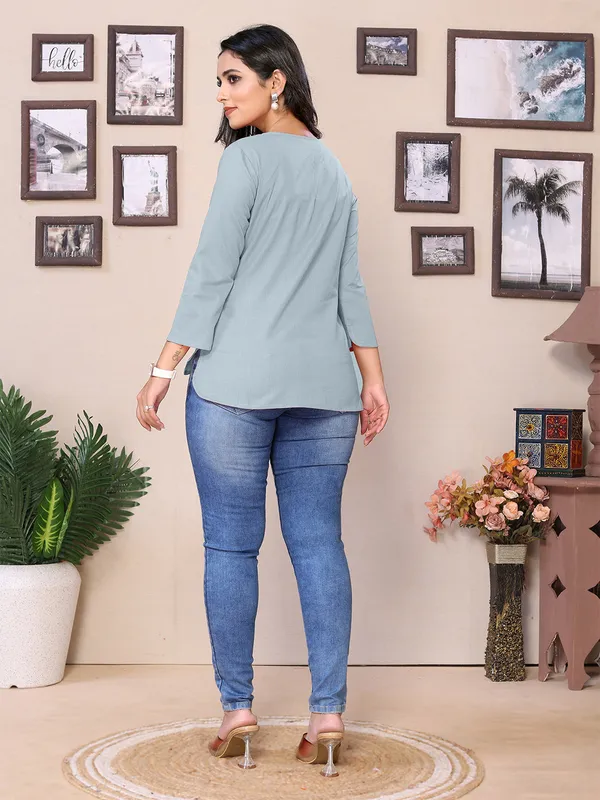 Steel_Cotton_Round_V-Neck_Neck_Hip_Length_3/4_Sleeve_Tunic_For_Women