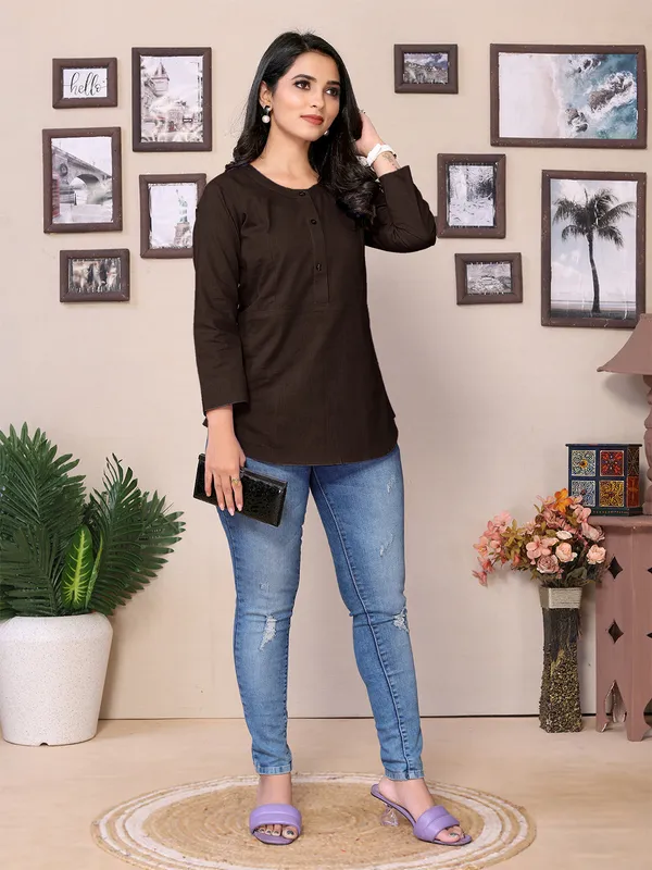 Brown_Cotton_Round_Neck_Hip_Length_Full_Sleeve_Tunic_For_Women