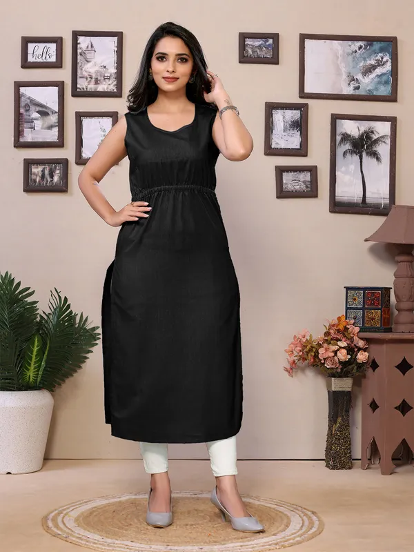 Black_Cotton_Mandarin_Neck_Knee_Length_Kurti_For_Women