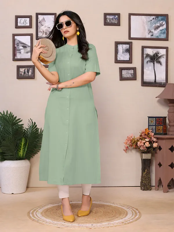 Pista_Cotton_Round_Collar_Neck_Knee_Length_3/4_Sleeve_Kurti_For_Women