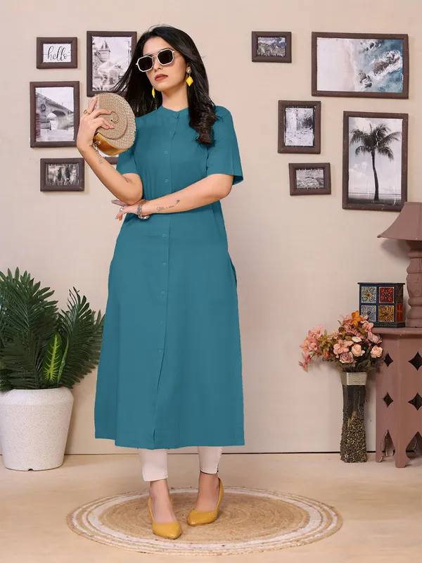 Teal_Blue_Cotton_Mandarin_Collar_Neck_Knee_Length_Half_Sleeve_Kurti_For_Women