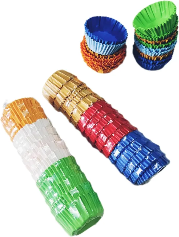 Multicolor_Round_Muffins_Cupcakes_Holder_Moulds_(Pack_Of_100_|_5_Dia_X_2_Height_Cms)_(Pack_Of_200)