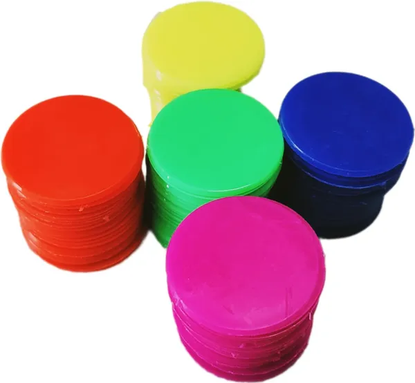 Multicolor_Plastic_Unbreakable_Plain_Token_Coins_Chips_For_Board_Game_(Pack_Of_100)_(3_Cm_Dia)