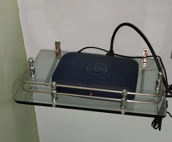 Transparent_Tv_Set_Top_Box_Stand_Glass_Wall_Mount_(Rectangular)_(12L_X_8W_Inch)