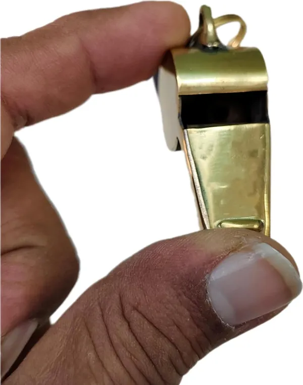 Yellow_Brass_Whistle_For_Police,_High_Sound_Sports,_Coach_&_Referee