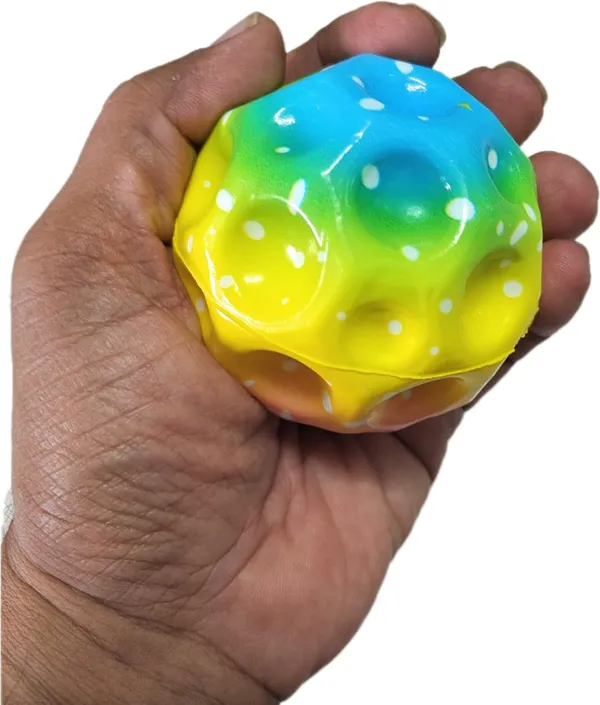 Multicolor_Rubber_Moon_Haped_Bouncer_Ball_(Pack_Of_1_|_8_Cm_Dia)