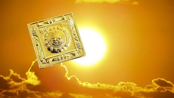 Golden_Surya_Statue_For_Vastu_Pooja_(2.5_Cm)