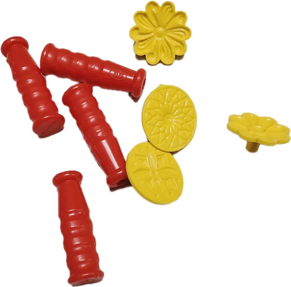 Yellow_&_Brown_Round_Design_Manual_Mava_Mould_(4_Cm_Dia)_(Pack_Of_5)