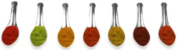Silver_Small_Measuring_Spoon_Set_For_Masala_Container_(Pack_Of_7)_(8X2.5_Cm)