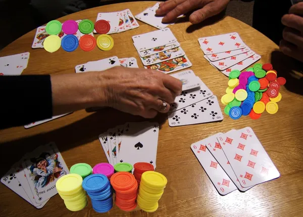 ‎Multicolor_Rummy_Counters_Plastic_Coins_(30_X_30_X_10_Mm)