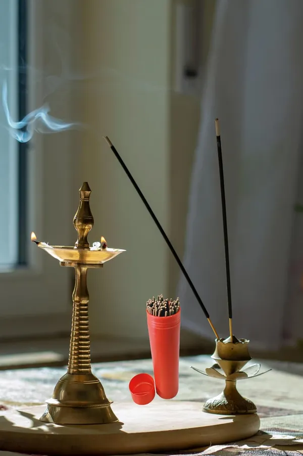 ‎Multicolor_Plastic_Incense_Stick_Holder_(Pack_Of_2)