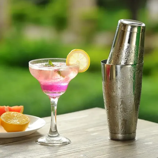 Silver_Stainless_Steel_Cocktail_Shaker_Mixture_Boston_Glass_Set_For_Bartender_(750Ml)
