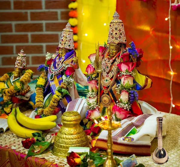 Golden_Metal_Pooja_Bell_For_Home_(11L_X_5Dia_Cm)