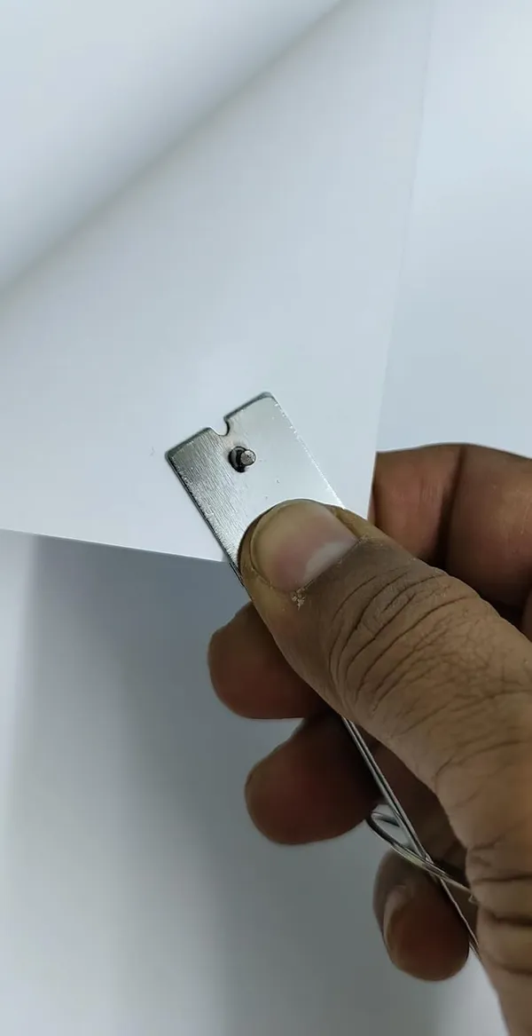 Silver_Single_One_Hole_Paper_Punching_Hand_Puncher_Machine_(10L_X_2H_Cm)