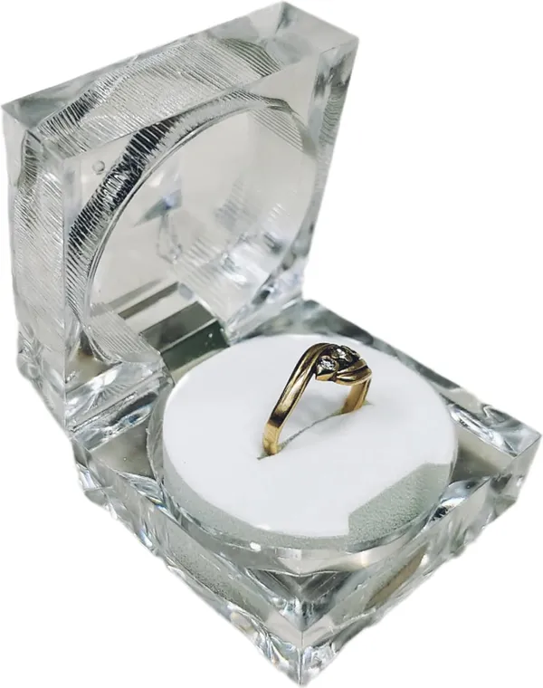 Transparent_Fancy_Stylish_Transparent_Crystal_Clear_Diamond_Design_Square_Finger_Ring_Box_(6_X_5_X_4_Cm)