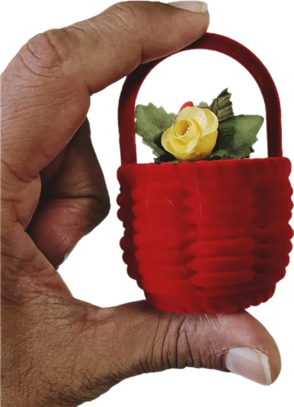 Red_Fancy_Stylish_Velvet_Finger_Ring_Box_(Flower_Basket)