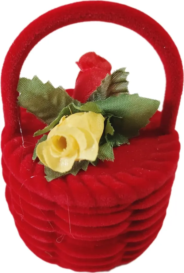 Red_Fancy_Stylish_Velvet_Finger_Ring_Box_(Flower_Basket)