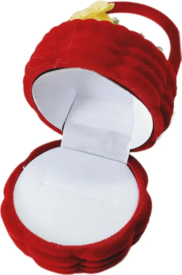 Red_Fancy_Stylish_Velvet_Finger_Ring_Box_(Flower_Basket)