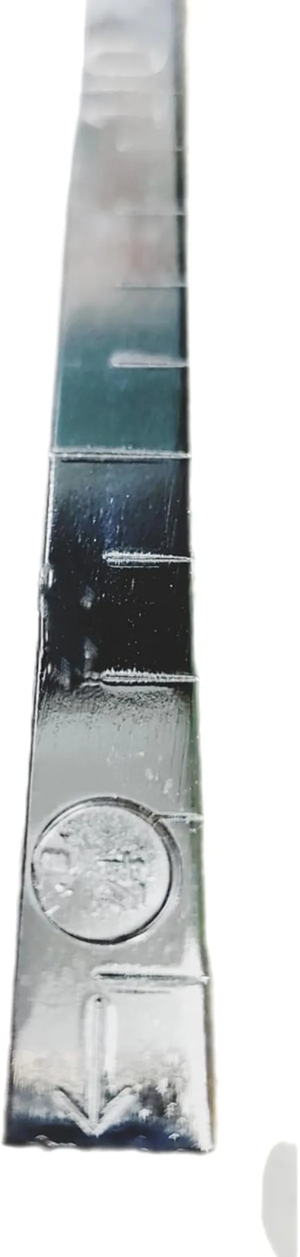 Silver_Steel_Scale_For_Clothes_Measurement_With_Stamping_(100_Cm)