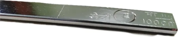 Silver_Steel_Scale_For_Clothes_Measurement_With_Stamping_(100_Cm)