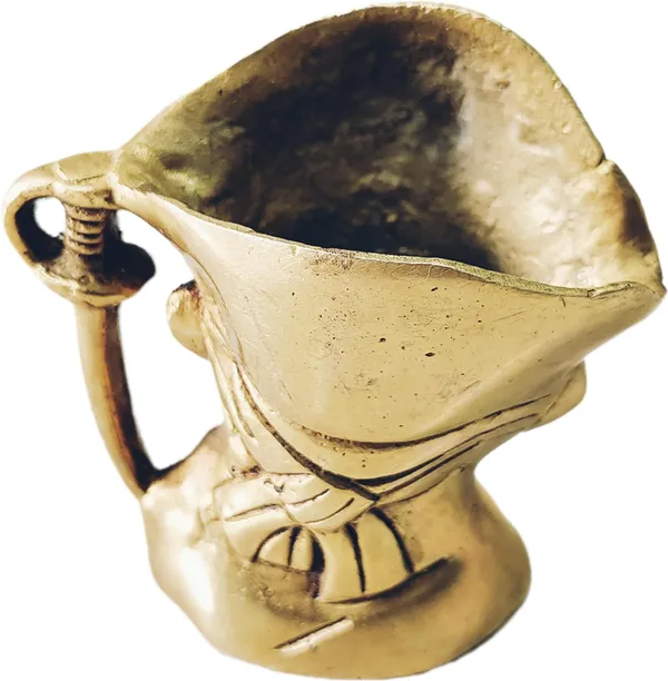 Yellow_Antique_Brass_Stylish_Pen_Pencil_Stand_Holder_Cum_Paper_Weight_For_Study_Table_Office_(50_X_90_X_100_Mm)