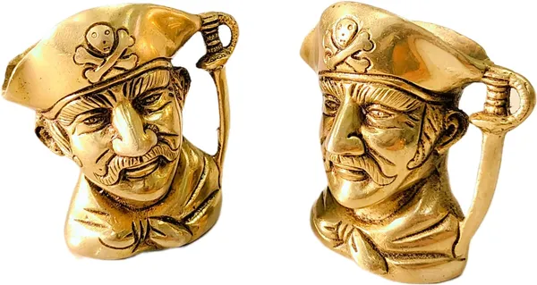 Yellow_Antique_Brass_Stylish_Pen_Pencil_Stand_Holder_Cum_Paper_Weight_For_Study_Table_Office_(50_X_90_X_100_Mm)